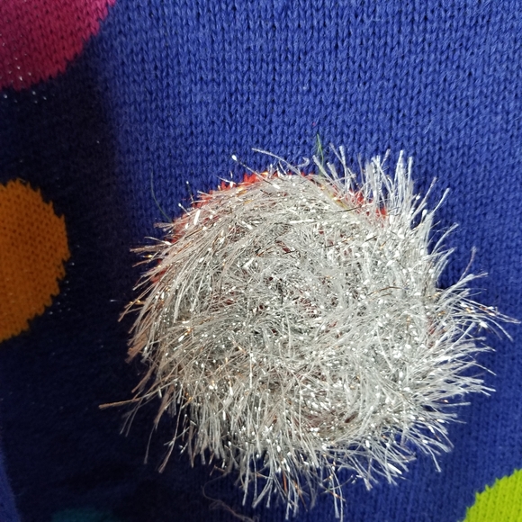 Ugly Christmas Sweater - Picture 5 of 10